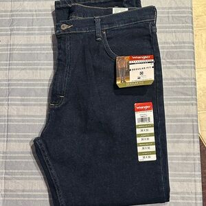 Men’s wrangler jeans size 38x30 brand new with tags
